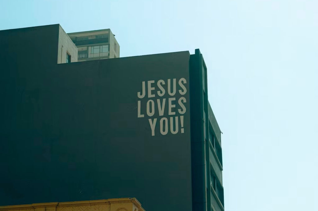 探し続ける神の写真