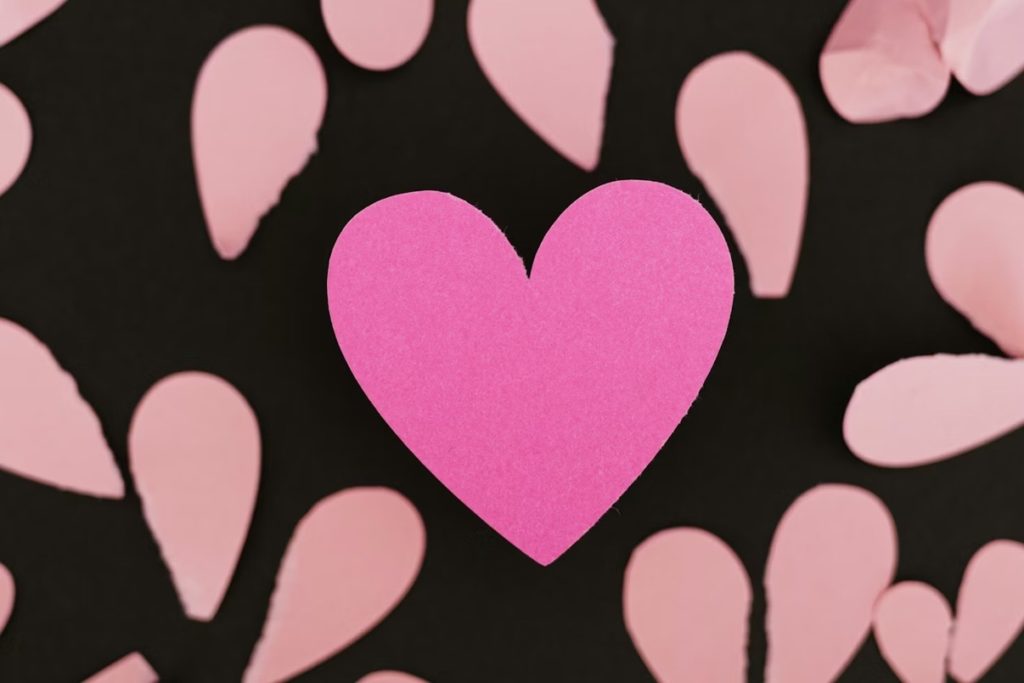 愛のない人、愛のある人の写真