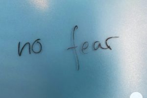 死ぬのを怖れて、喜びと楽しみを失わないようにの画像